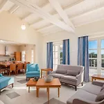 Design Aqua Villa *