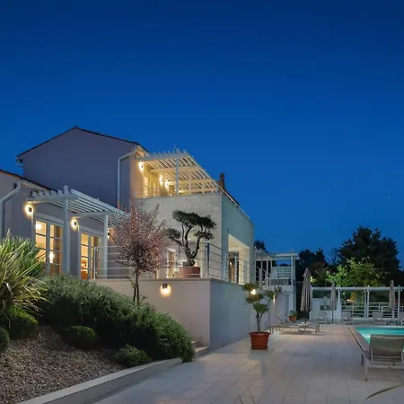 Design Aqua Villa