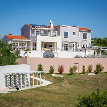 Villa Design Aqua *