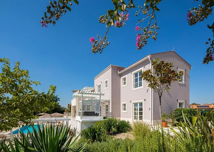 Design Aqua Villa *